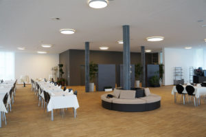 Der grosszügige Saal mit Platz für bis zu 300 Personen